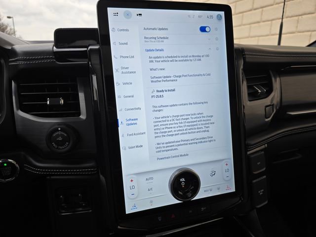 Used 2023 Ford F150 Lightning Platinum image 66