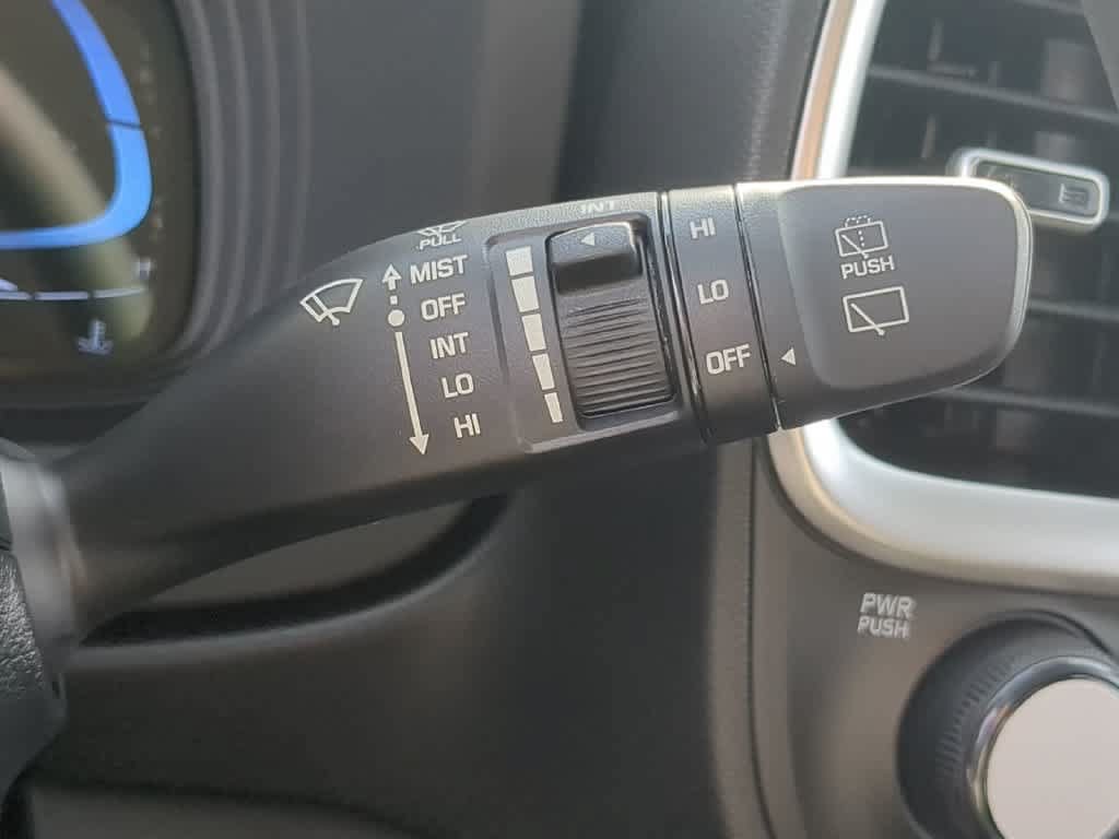 New 2026 Hyundai Venue SE FWD image 28