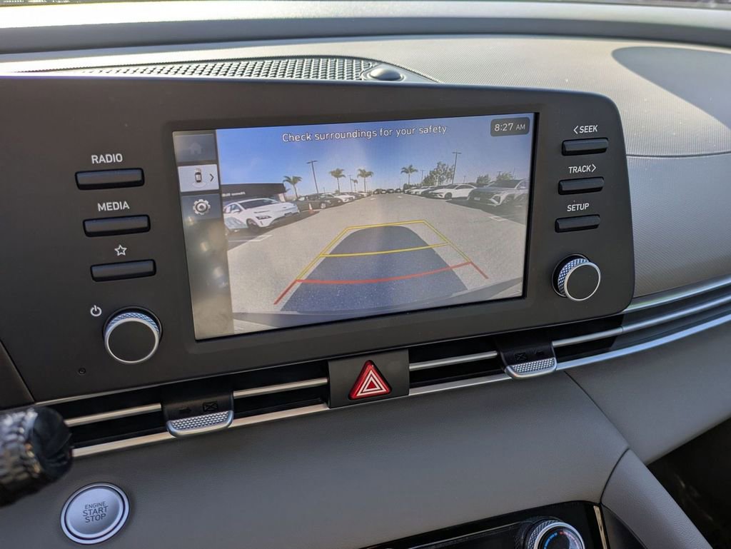 Certified 2025 Hyundai Elantra Sport image 22