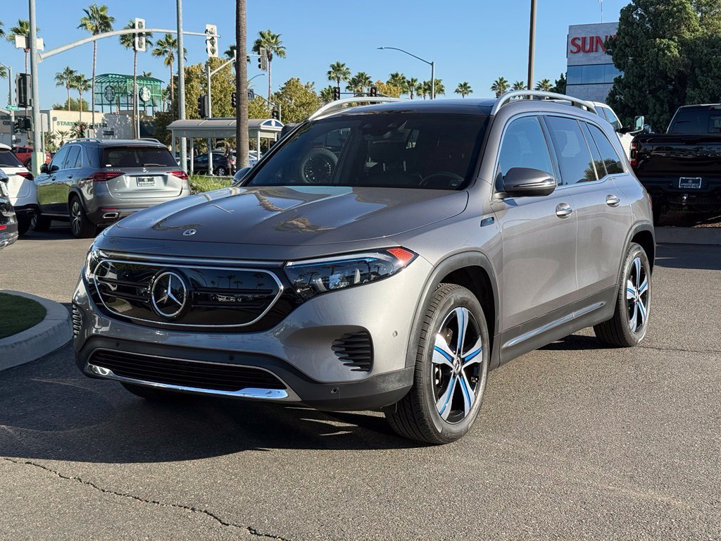 Used 2022 Mercedes-Benz EQB 350 4MATIC image 9