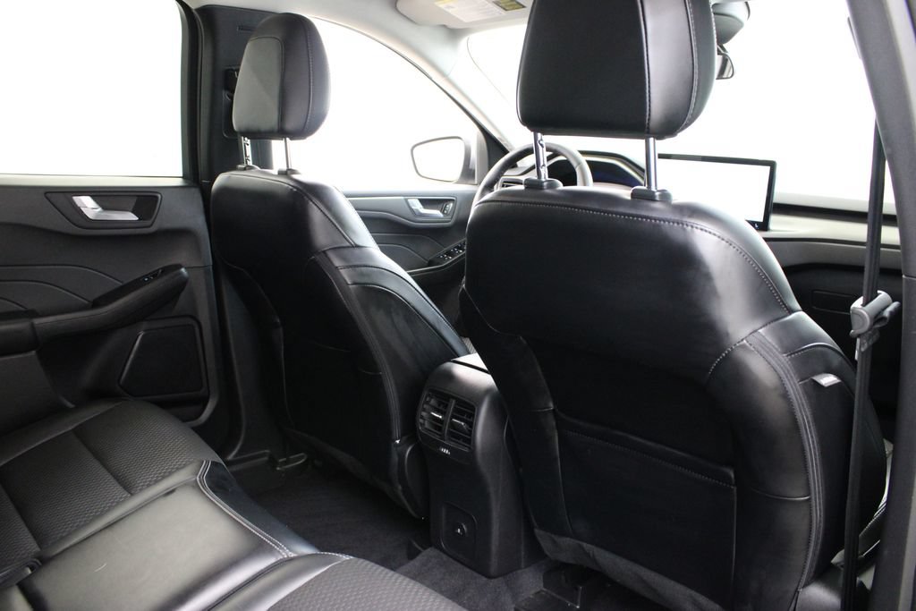 Used 2023 Ford Escape SE FWD image 21