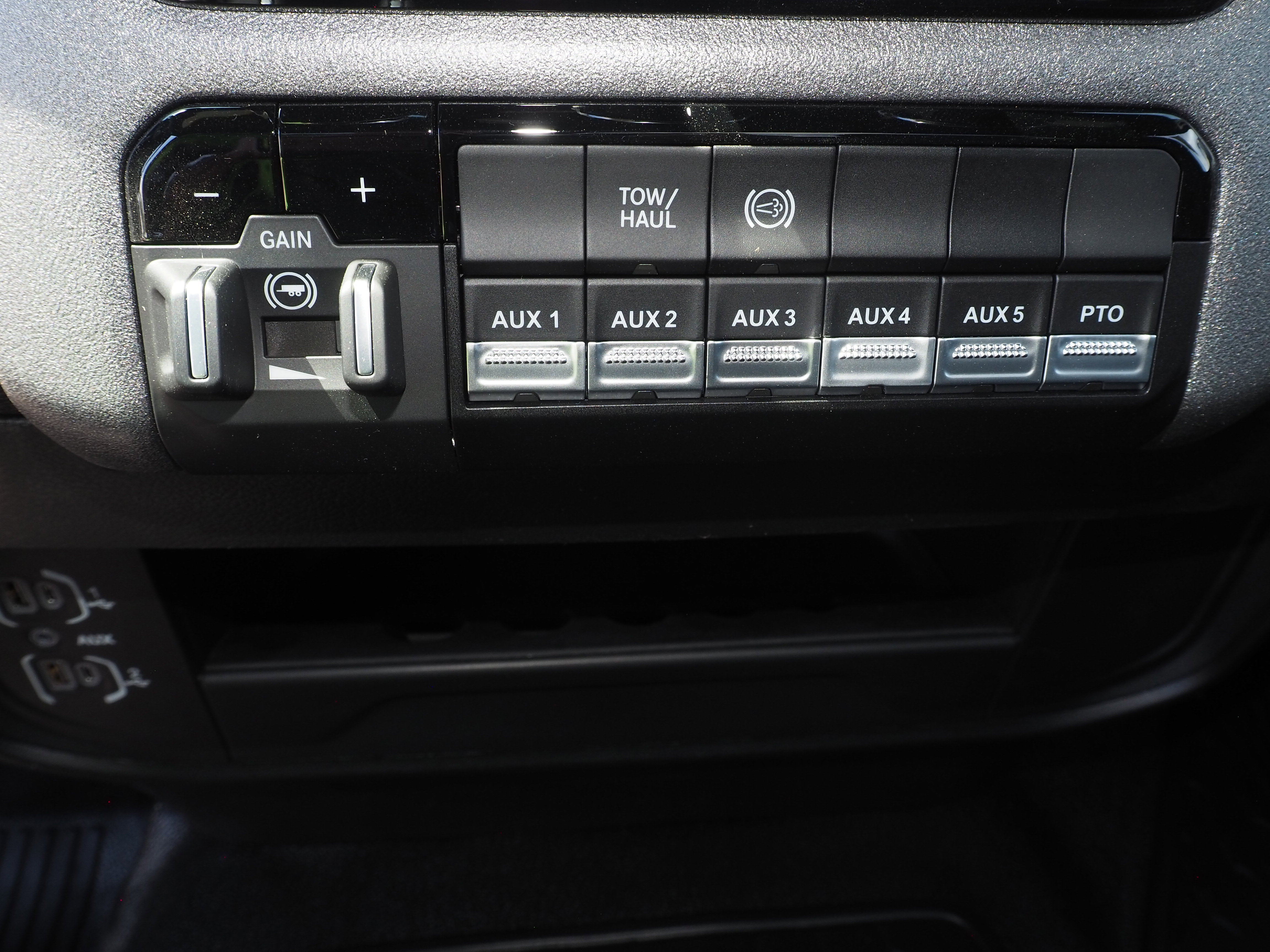 New 2026 RAM 5500 Tradesman image 18