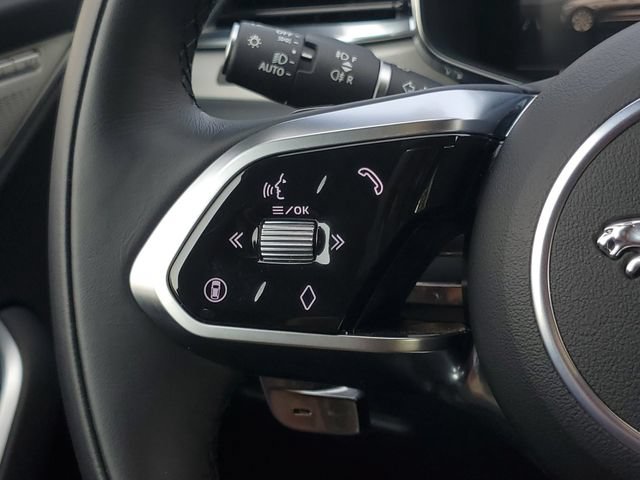 Certified 2026 Jaguar F-PACE R-Dynamic S AWD/4WD image 28