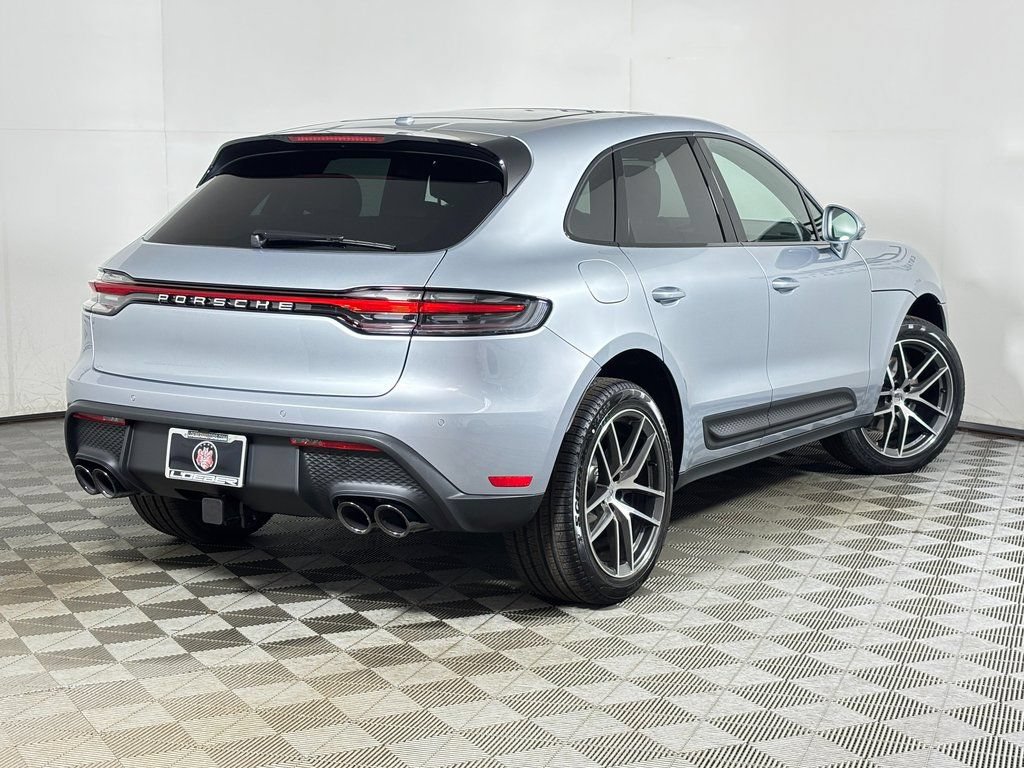 Certified 2026 Porsche Macan AWD/4WD image 7