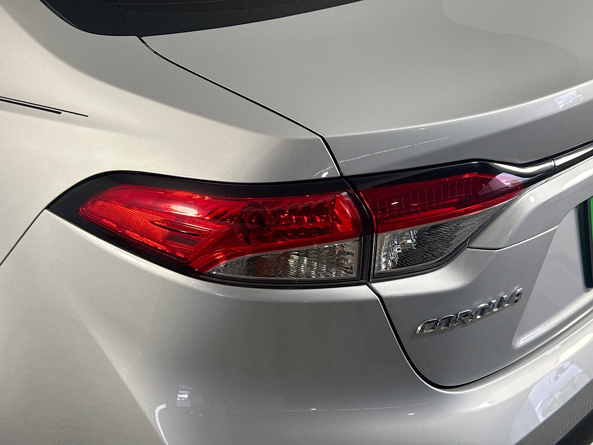 Used 2021 Toyota Corolla L FWD image 35
