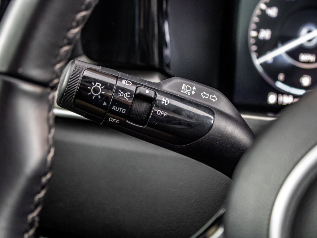 Used 2023 Kia Sorento SX AWD/4WD image 29