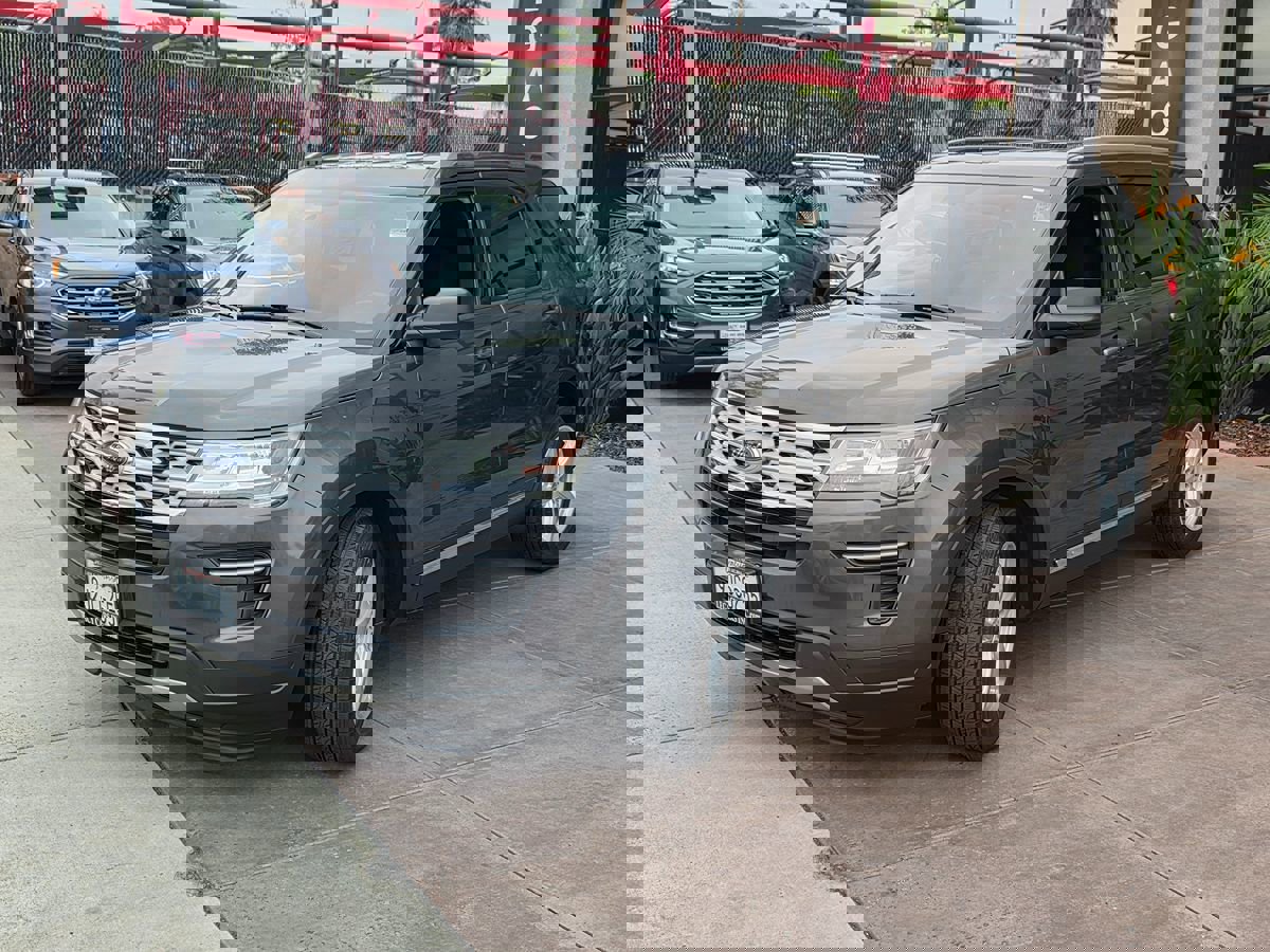 Used 2019 Ford Explorer XLT image 7