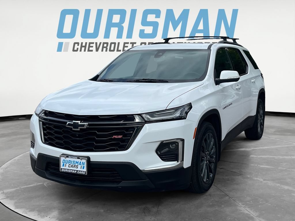 Used 2023 Chevrolet Traverse RS w/ LPO, Floor Liner Package AWD/4WD image 2