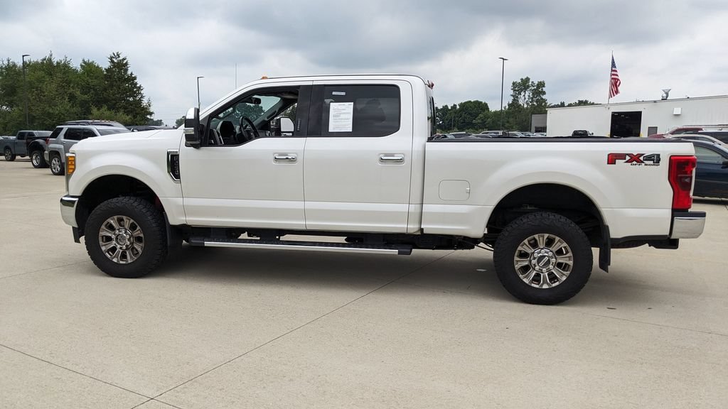 Used 2017 Ford F250 Lariat w/ Lariat Ultimate Package AWD/4WD image 6