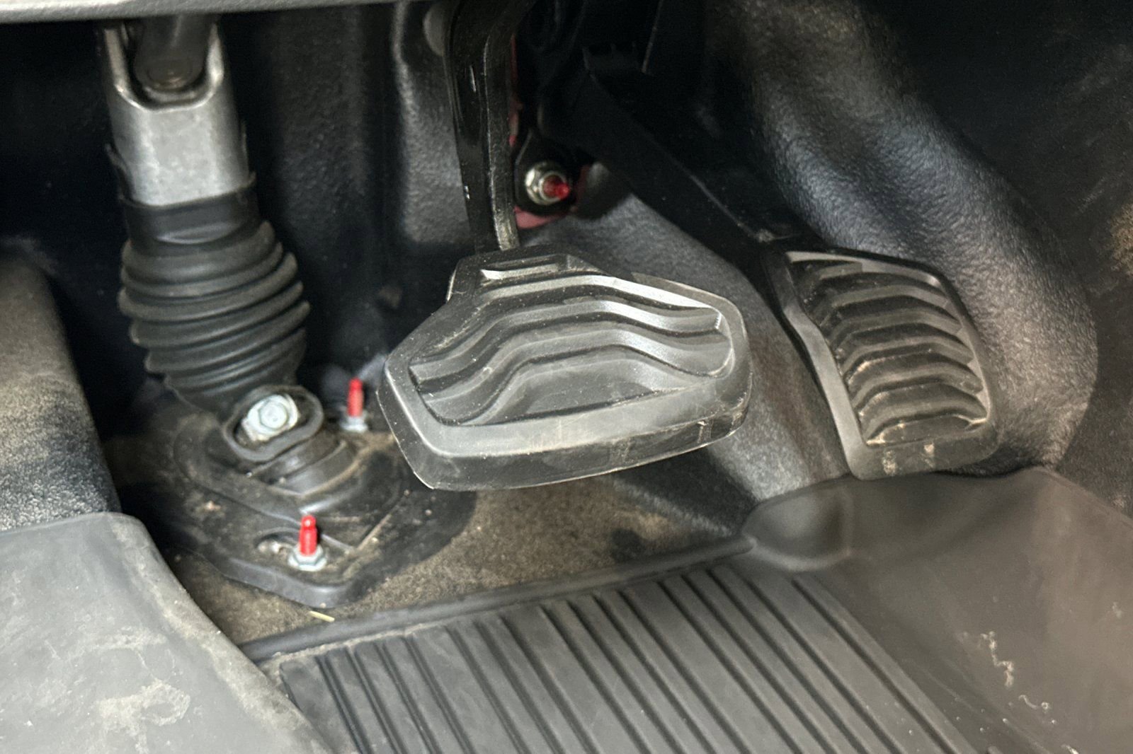 Used 2023 Ford E-Transit Medium Roof w/ Load Area Protection Package image 37