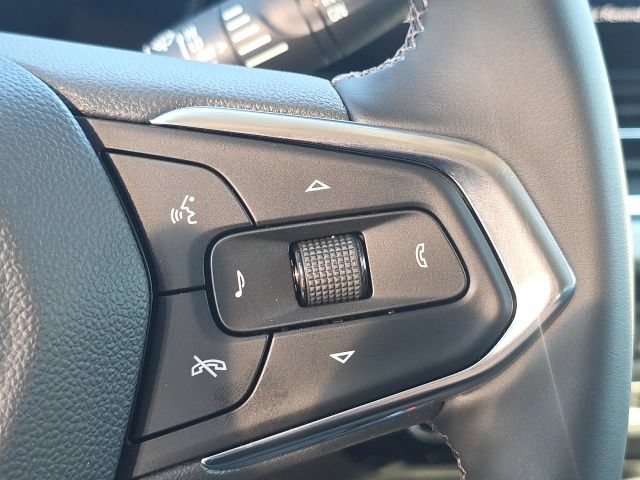 New 2026 Chevrolet Trax LT w/ Midnight Edition FWD image 15