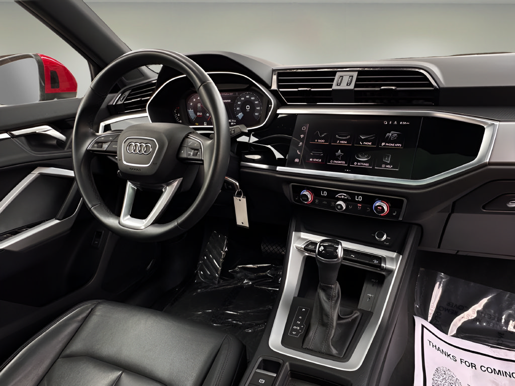 Used 2025 Audi Q3 2.0T Premium AWD/4WD image 6