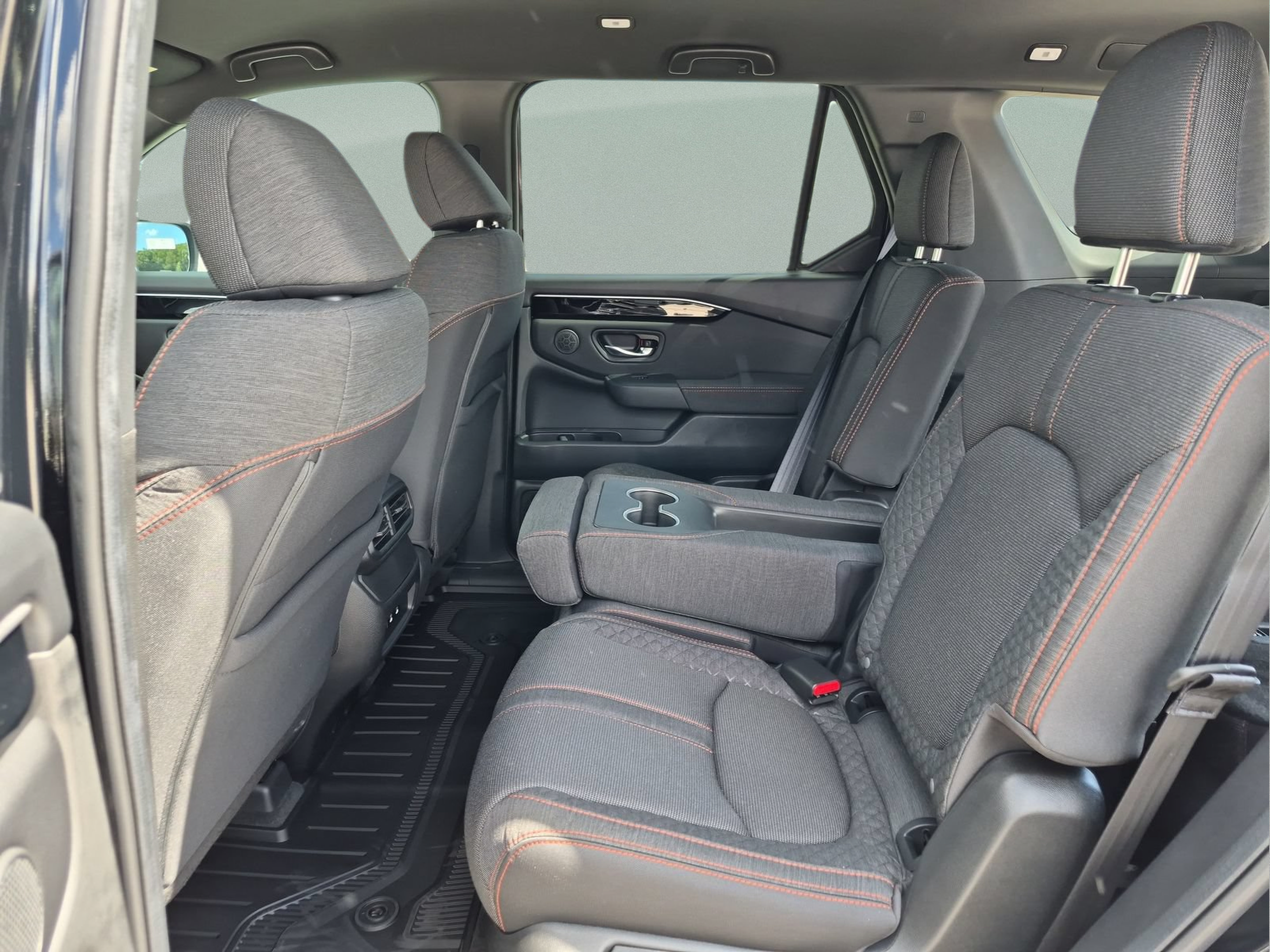New 2026 Honda Pilot Sport image 17