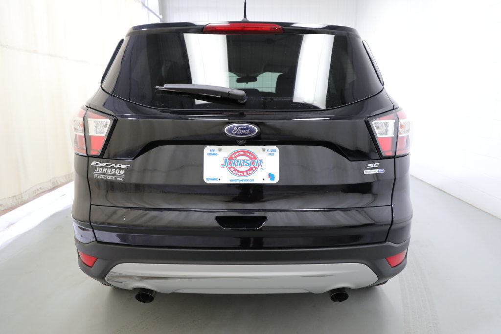Used 2018 Ford Escape SE w/ SE Sync 3 Package AWD/4WD image 9
