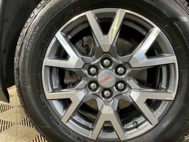 Used 2023 GMC Acadia SLT AWD/4WD image 6