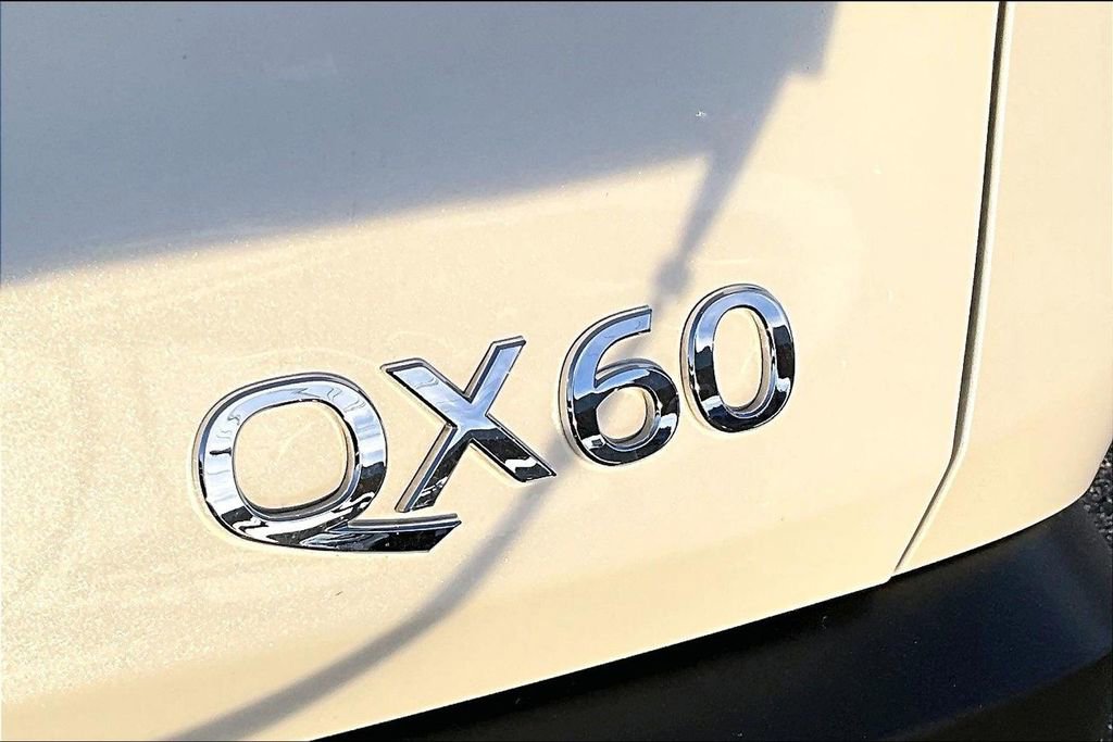 Certified 2025 INFINITI QX60 Luxe w/ Vision Package image 44