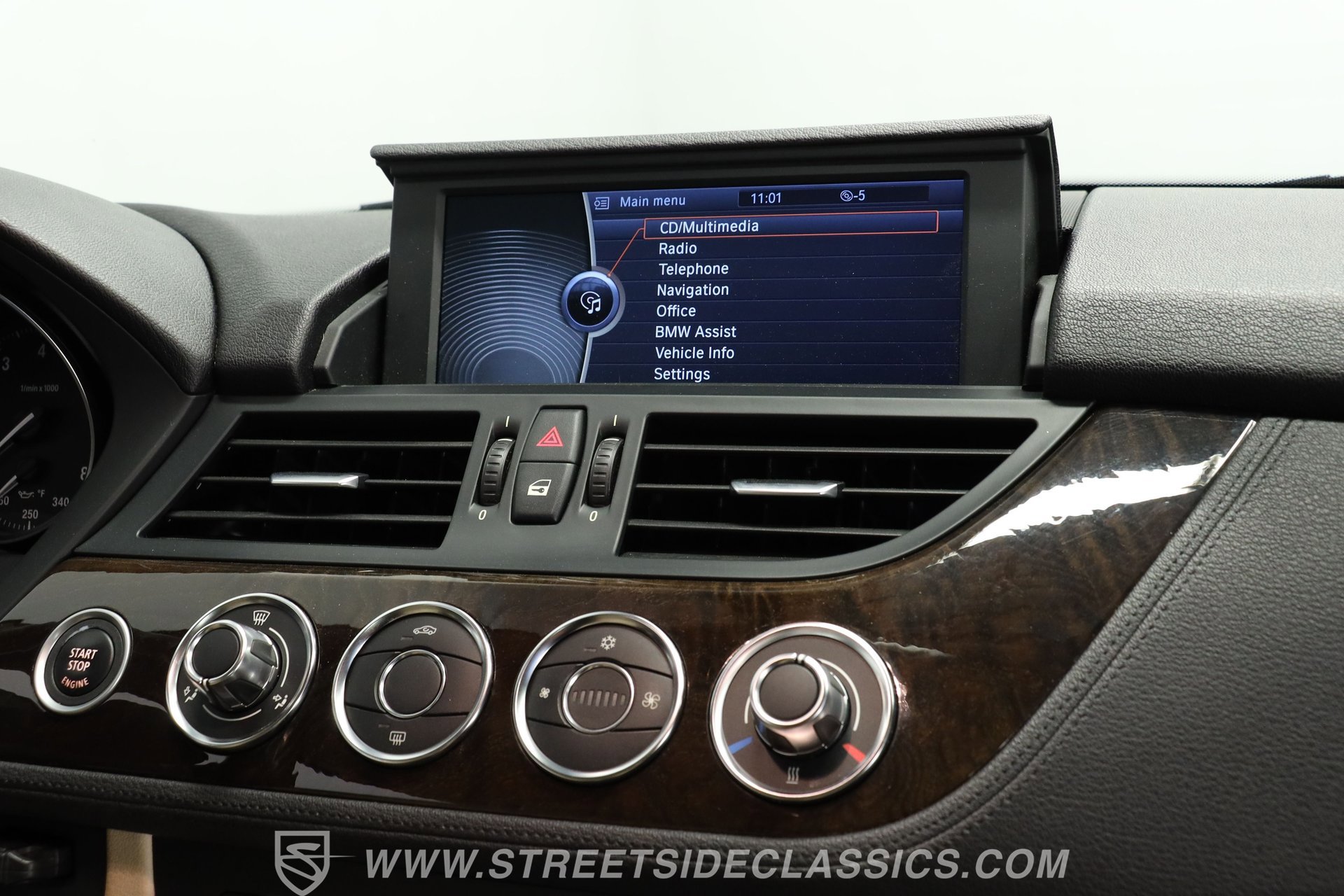 Used 2011 BMW Z4 sDrive30i image 38