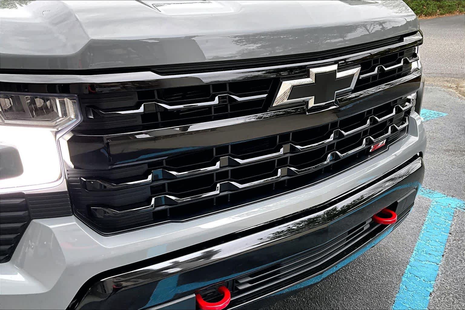 Used 2024 Chevrolet Silverado 1500 LT Trail Boss w/ Protection Package AWD/4WD image 34