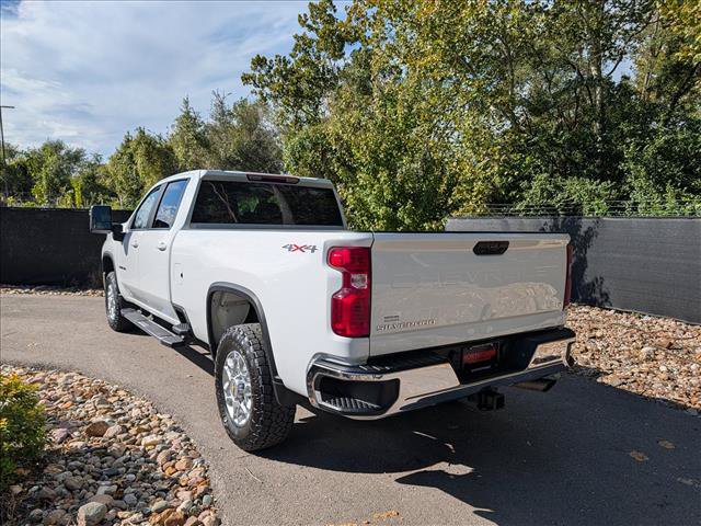 Used 2024 Chevrolet Silverado 3500 LT AWD/4WD image 3