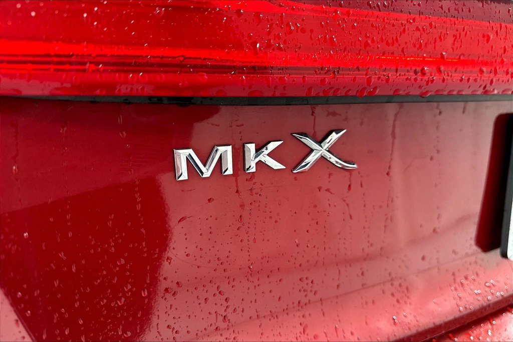 Used 2016 Lincoln MKX Select w/ Select Plus Package AWD/4WD image 26