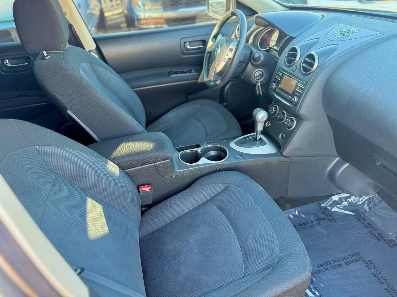 Used 2015 Nissan Rogue S w/ Convenience Package FWD image 9