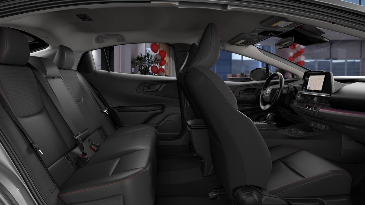 New 2026 Toyota Prius Plug-In Hybrid FWD image 3