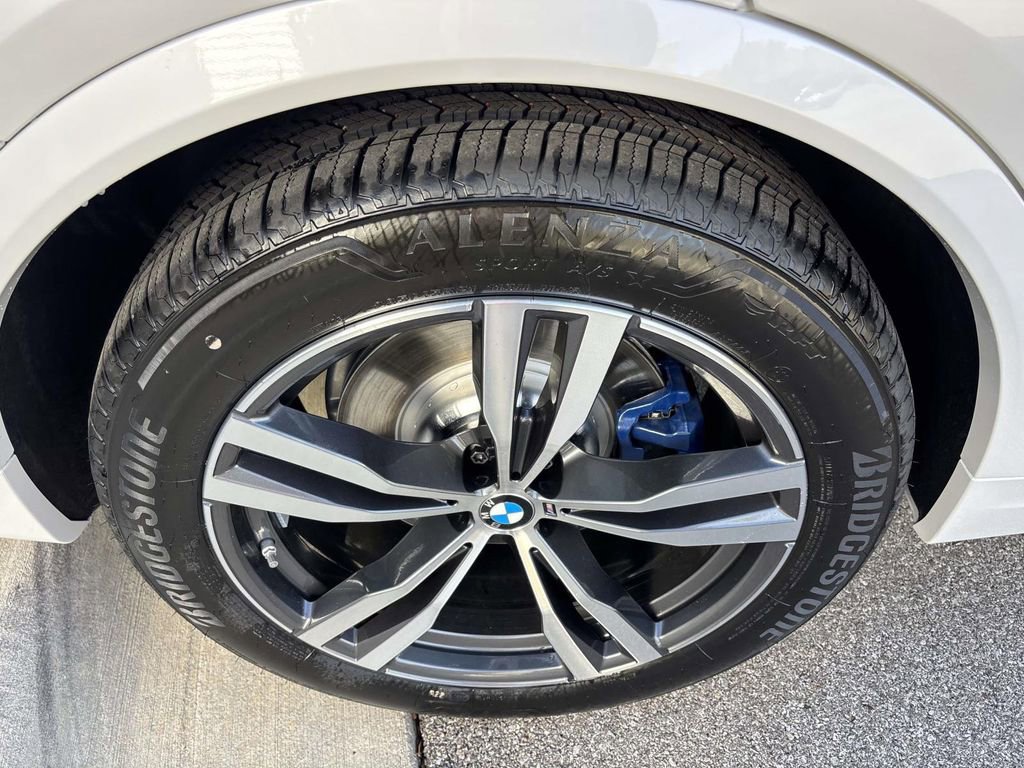 New 2026 BMW X7 xDrive40i w/ M Sport Package image 10