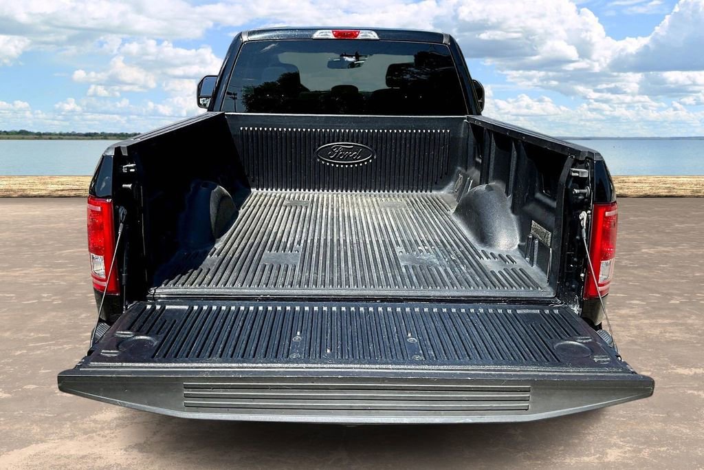 Used 2016 Ford F150 XLT w/ Equipment Group 301A Mid image 9