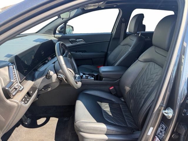Used 2023 Kia Sportage X-Line AWD/4WD image 9