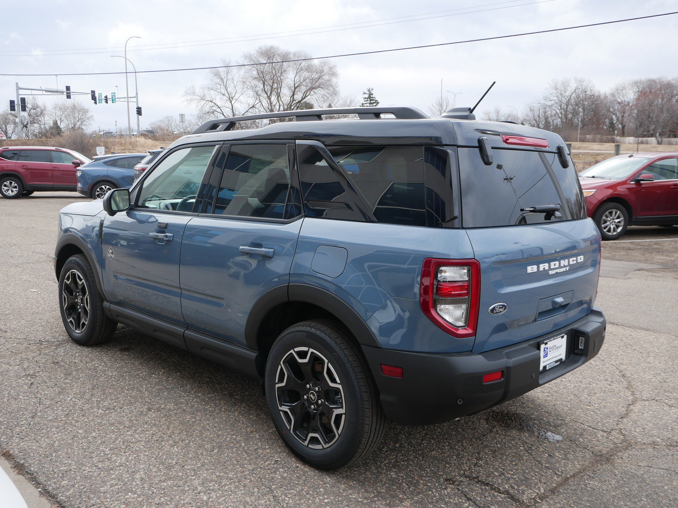 New 2025 Ford Bronco Sport Outer Banks w/ Outer Banks Tech Package+ AWD/4WD image 2