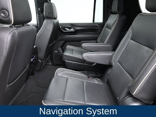 Used 2023 GMC Yukon XL SLT w/ Max Trailering Package AWD/4WD image 15