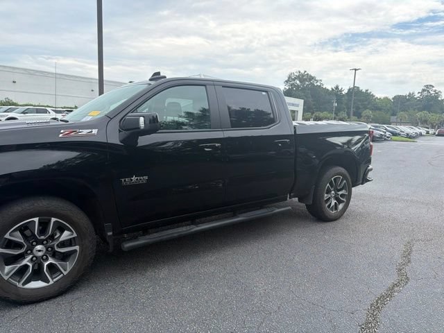 Used 2024 Chevrolet Silverado 1500 RST AWD/4WD image 10