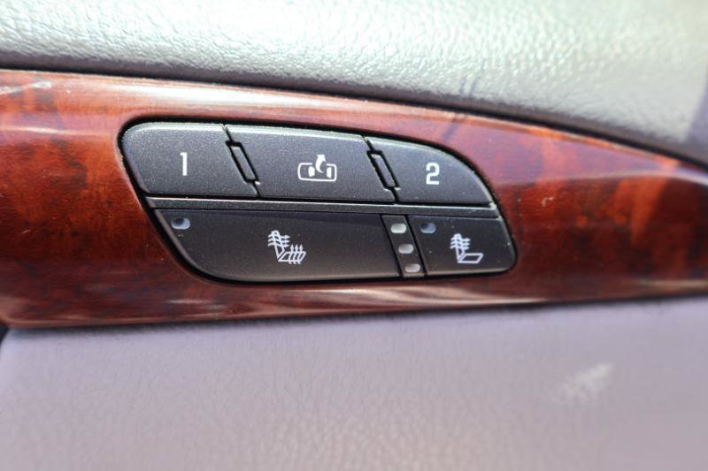Used 2006 Buick Lucerne CXL w/ Luxury Package FWD image 13