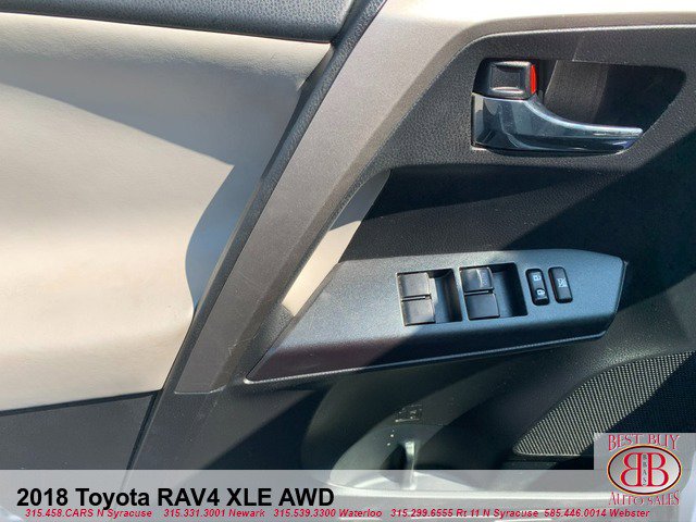 Used 2018 Toyota RAV4 XLE image 9