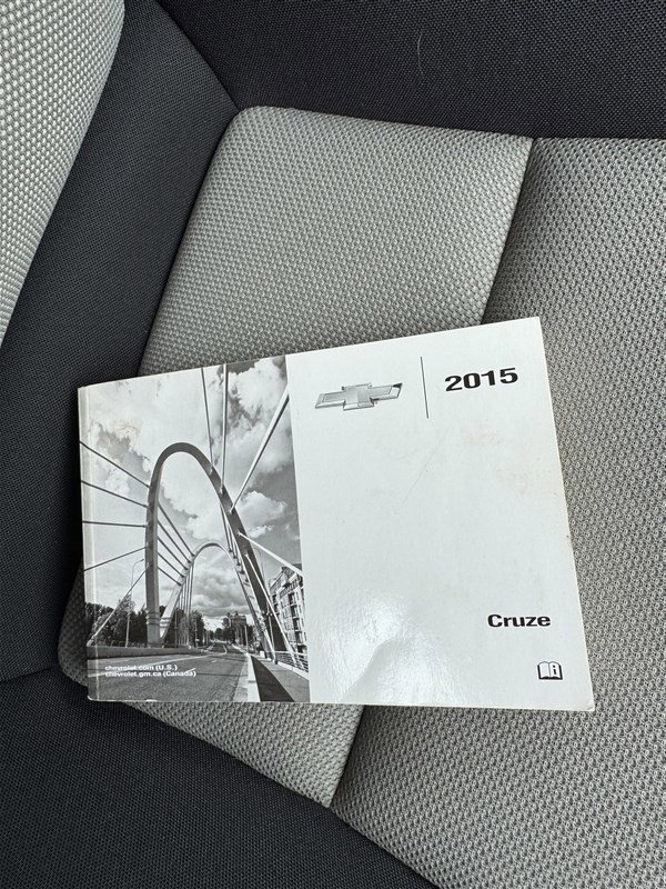 Used 2015 Chevrolet Cruze LS FWD image 24