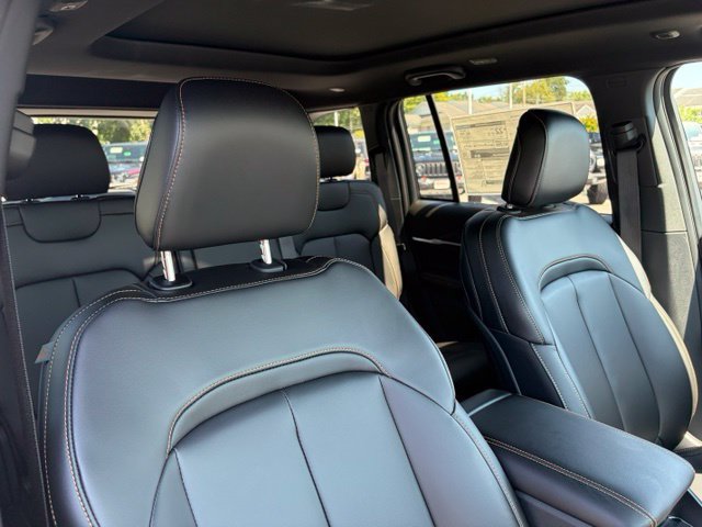 New 2026 Jeep Grand Cherokee Limited AWD/4WD image 28