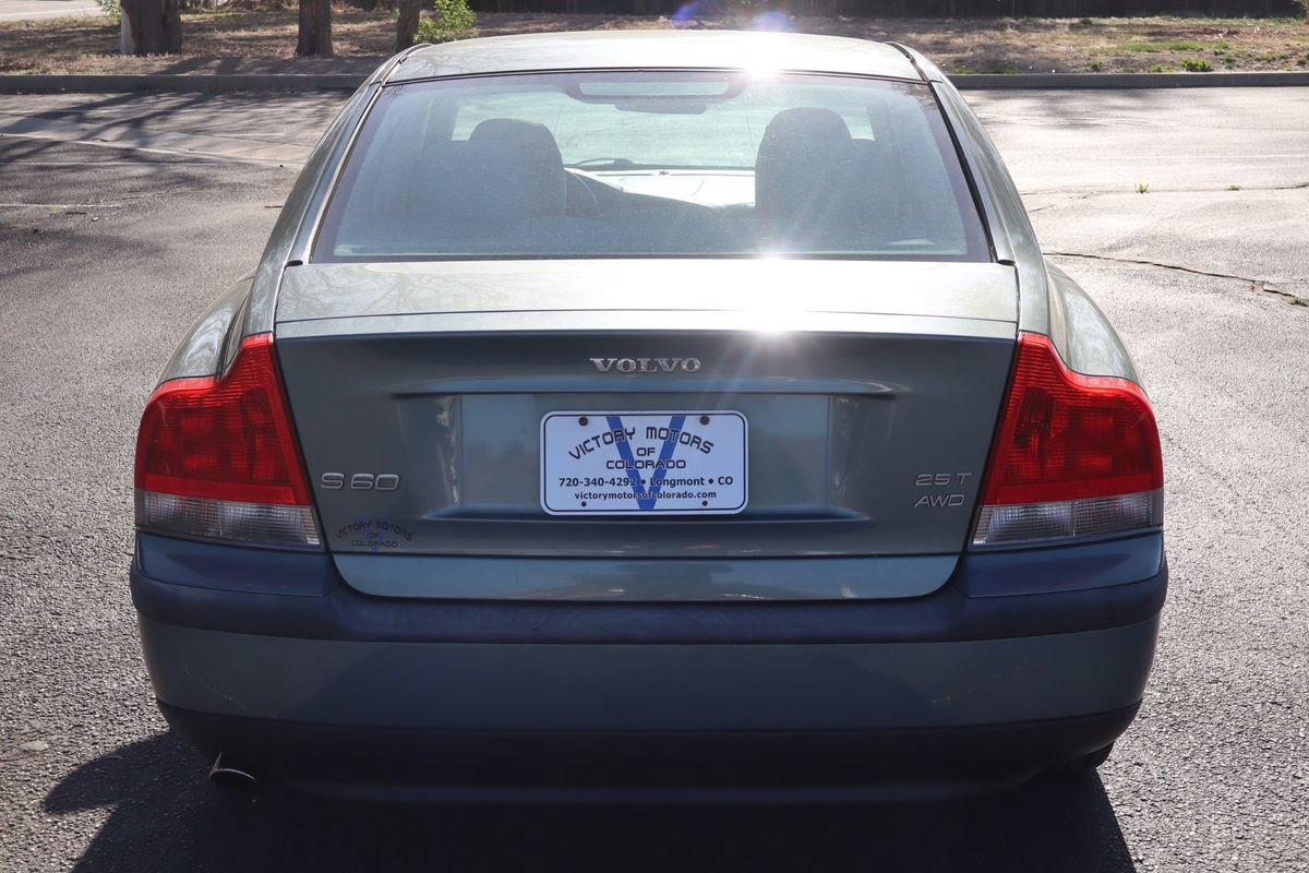 Used 2004 Volvo S60 2.5T AWD/4WD image 6