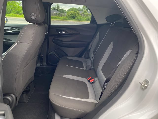 Certified 2025 Chevrolet TrailBlazer LT w/ Driver Confidence Package FWD image 18