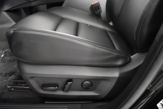 Certified 2023 Nissan Rogue SV w/ SV Premium B Package AWD/4WD image 12