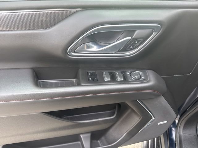 Used 2023 Chevrolet Suburban RST w/ Sport Performance Package AWD/4WD image 17