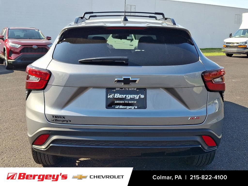 Certified 2026 Chevrolet Trax RS w/ Driver Confidence Package FWD image 6