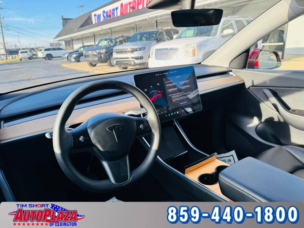 Used 2021 Tesla Model Y Long Range image 30
