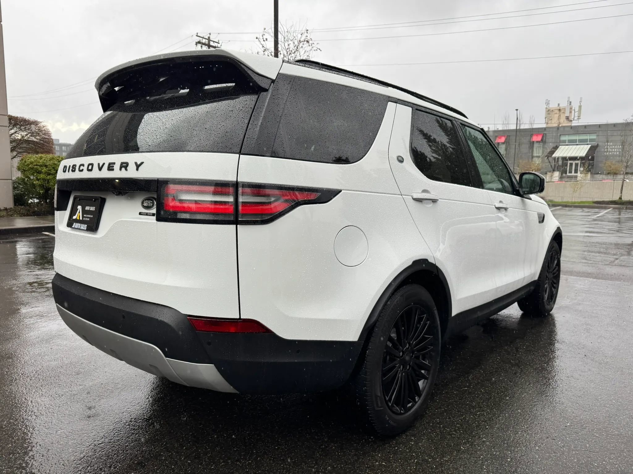 Used 2019 Land Rover Discovery HSE Luxury AWD/4WD image 10
