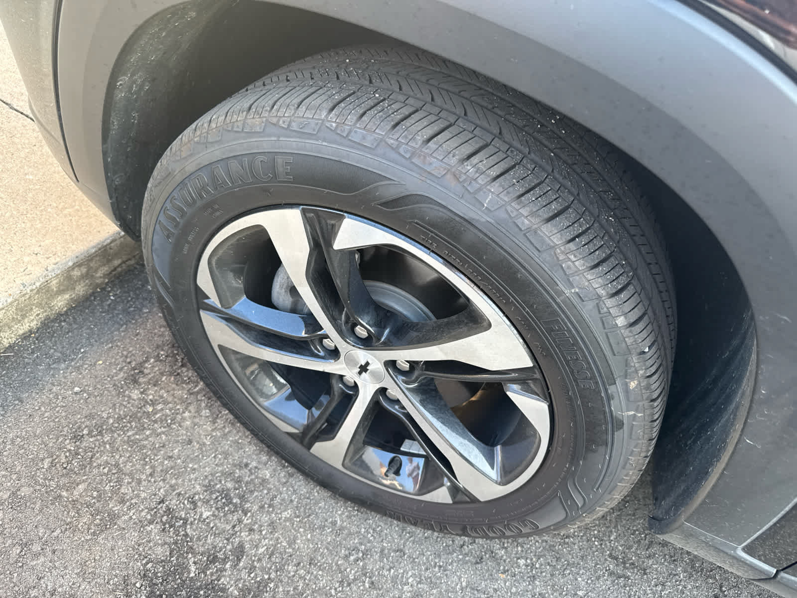 Used 2025 Chevrolet Trax RS w/ Driver Confidence Package FWD image 7