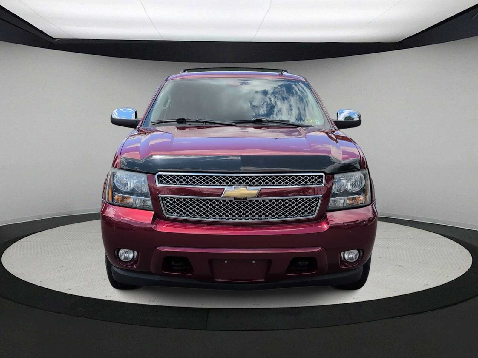Used 2011 Chevrolet Suburban LTZ AWD/4WD image 3