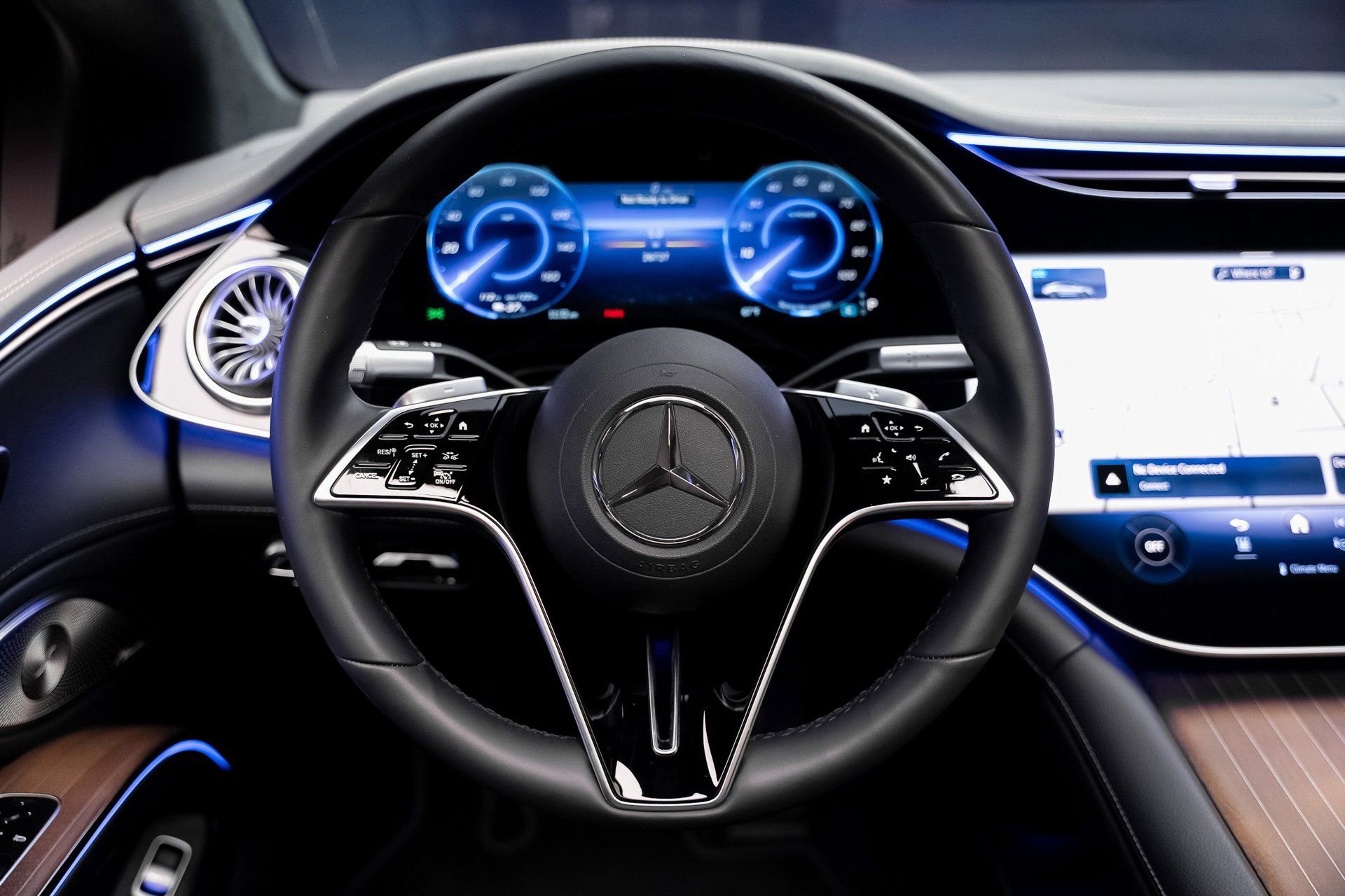 Used 2023 Mercedes-Benz EQS 580 4MATIC Sedan image 43