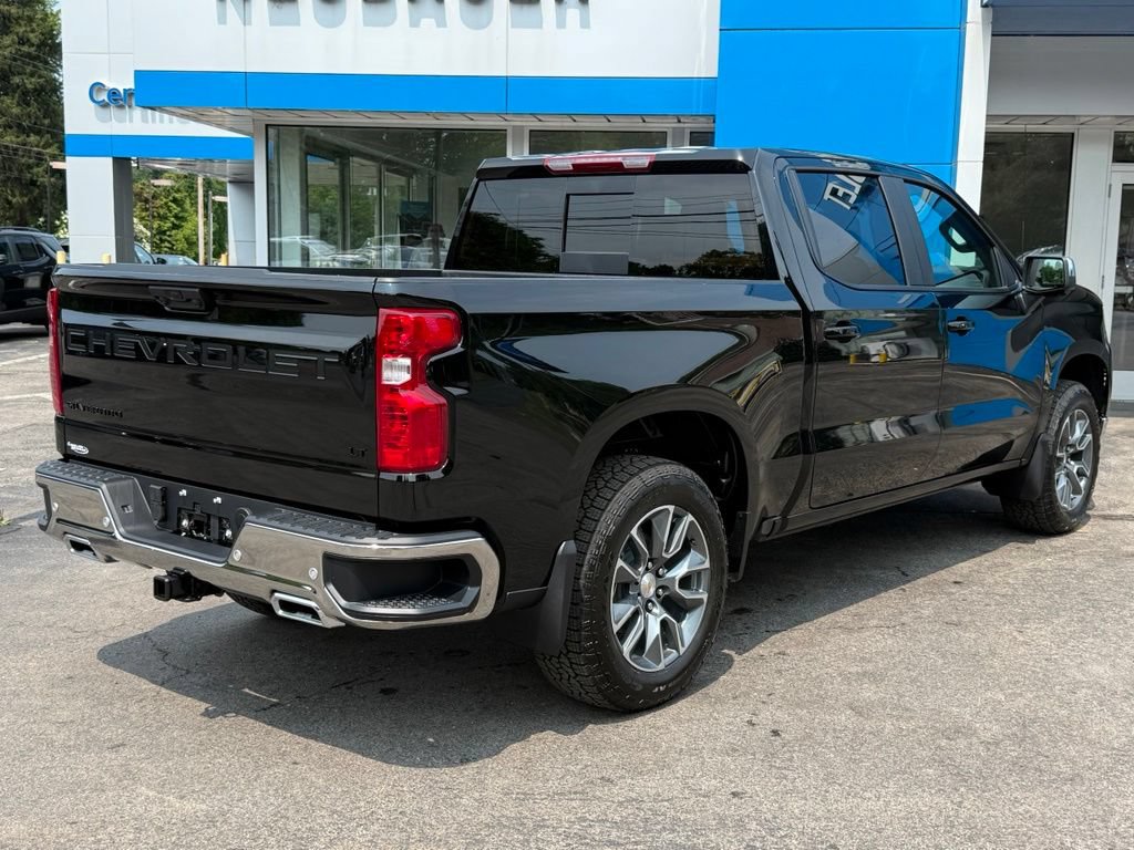 New 2026 Chevrolet Silverado 1500 LT w/ Z71 Off-Road Package AWD/4WD image 5