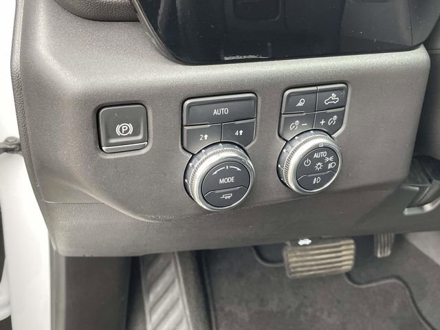 Certified 2025 GMC Sierra 1500 SLT image 16