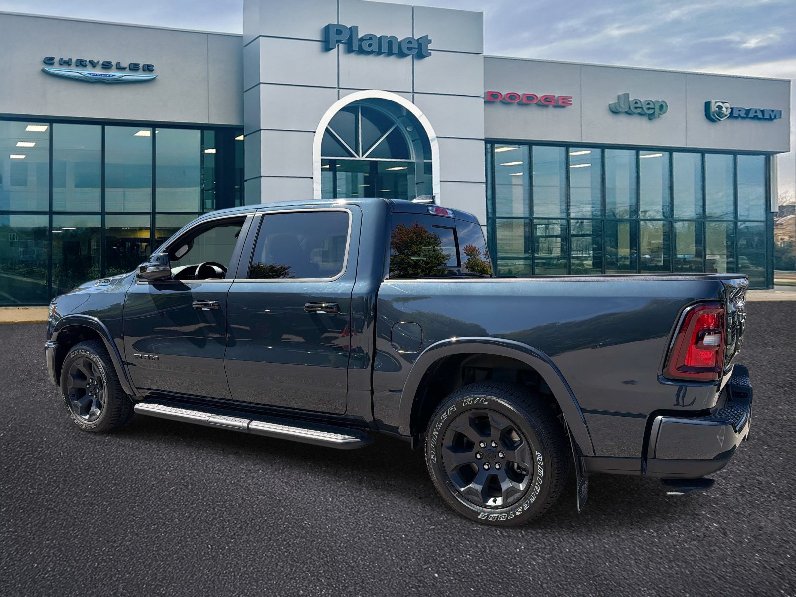 Used 2026 RAM 1500 Big Horn AWD/4WD image 3