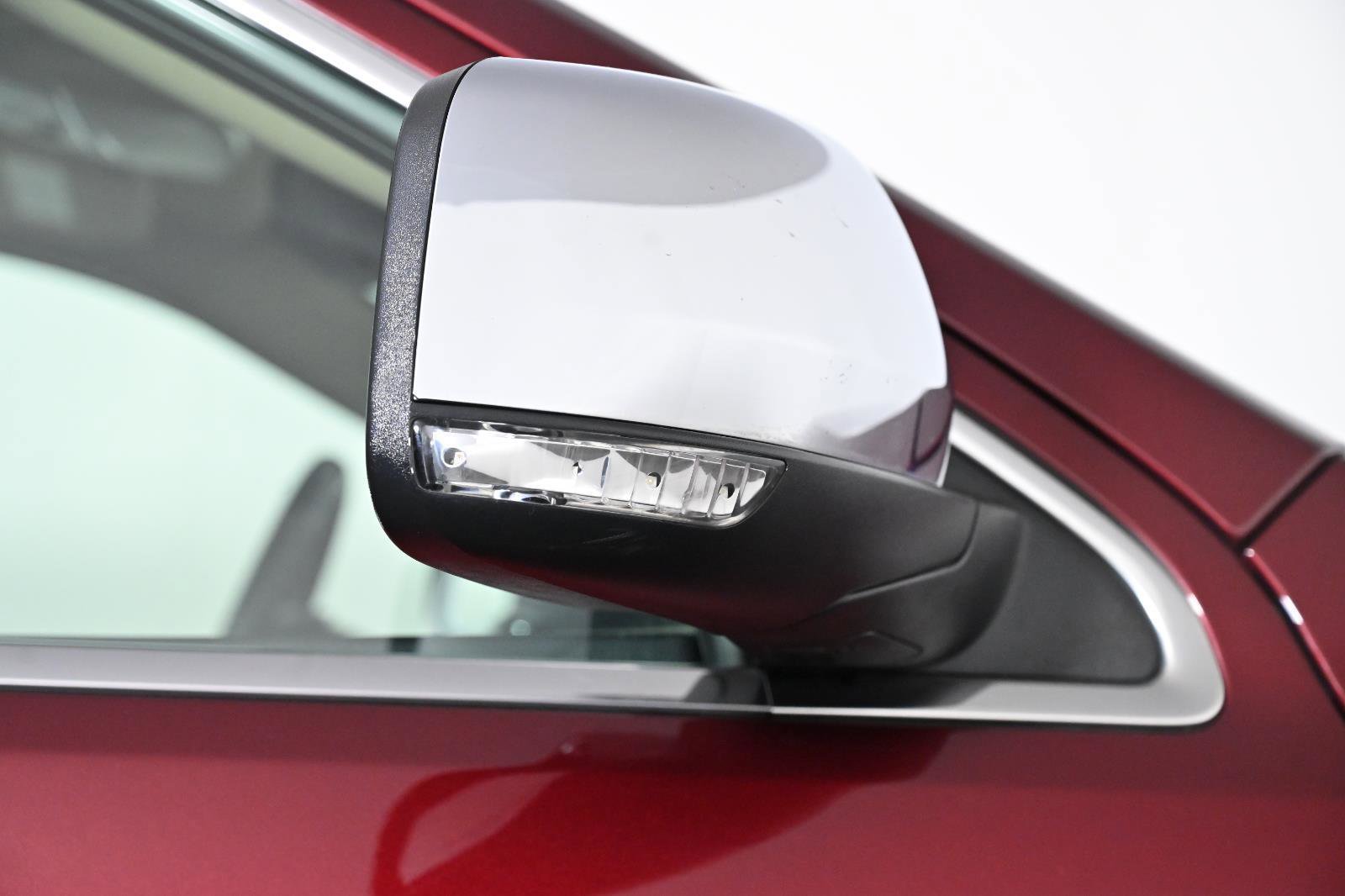 Used 2021 Jeep Grand Cherokee Limited w/ Luxury Group II image 10